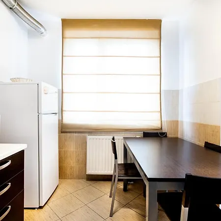Aviatiei Apartmán *